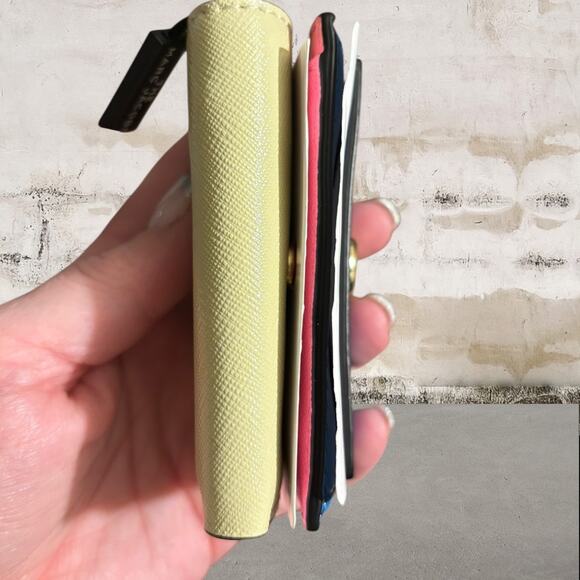 Marc Jacobs NWT Snapshot Leather Wallet in Malibu Multi - Picture 7 of 7